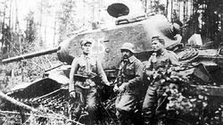 A T-34, knocked out by Finnish soldiers.
